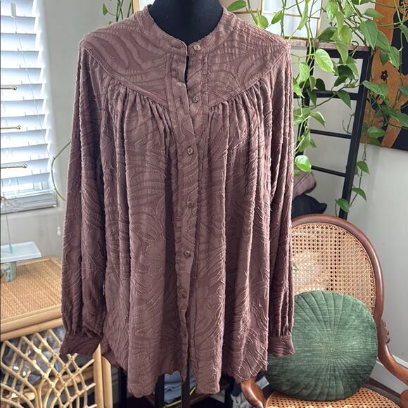 NWT Free People Can’t Stop Dreaming Mocha Mousse Button Up Patterned Tunic Top - Picture 1 of 4